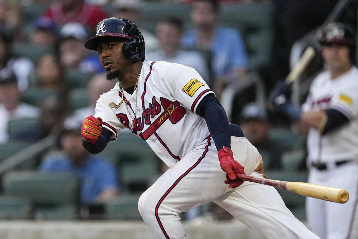 Atlanta Braves: Ozzie Albies Should Stop Switch Hitting