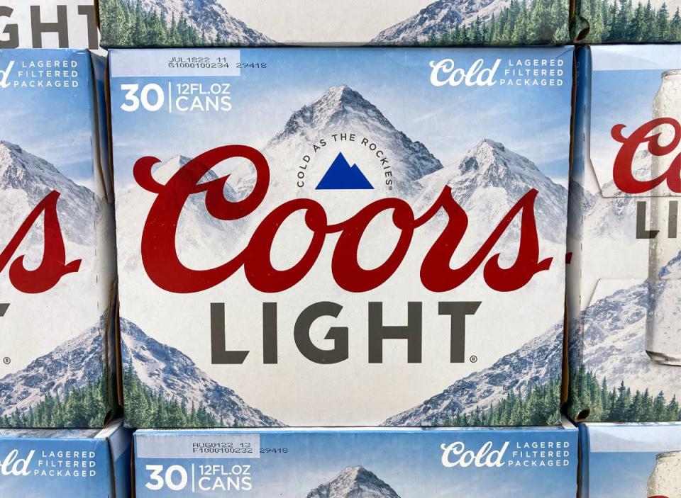 coors cajas de luz