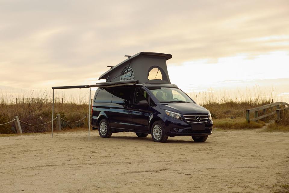 <p>Mercedes-Benz Weekender Camper</p>