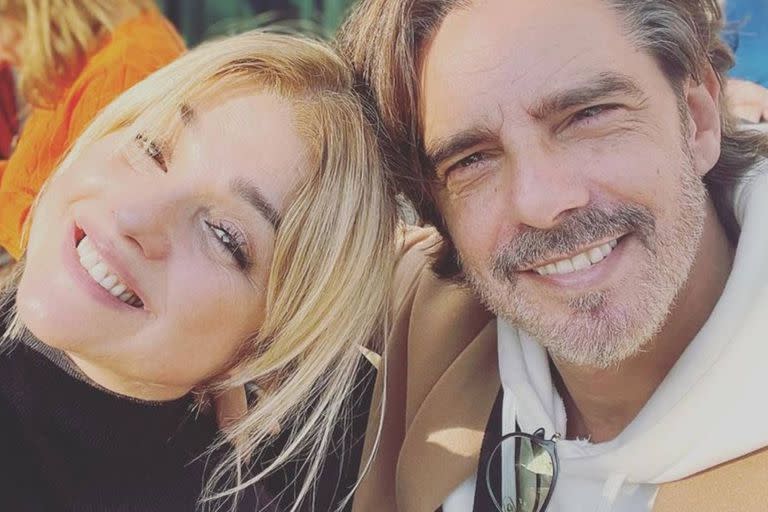 La pareja disfrutó de la fiesta (Foto Instagram @araceligonzalez67)