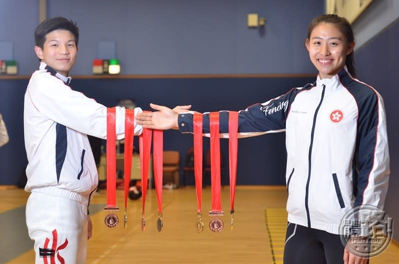 sportsroadjunior_junior15_fencing_kaylinhsiehsinyan_terenceleechakfung_20170419-05