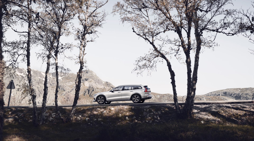 Volvo V60 Cross Country (Photo: Volvo)