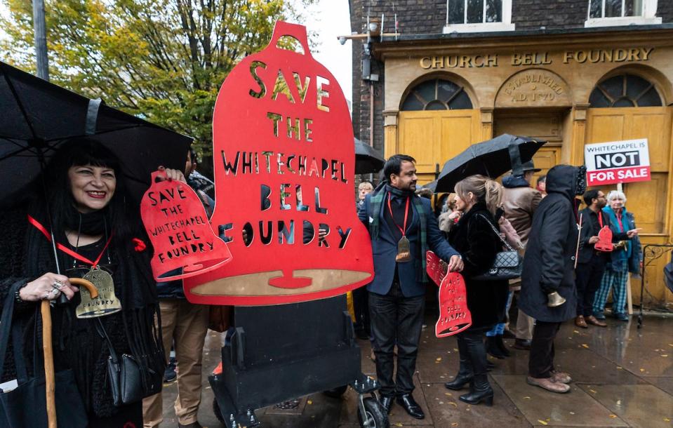 <p>Protesters outside the Whitechapel Bell Foundry </p> (© 2019 Andrew Baker)