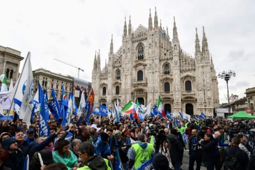 European nationalists rallied near Milan Cathedral far-right leaders gathered in Italy