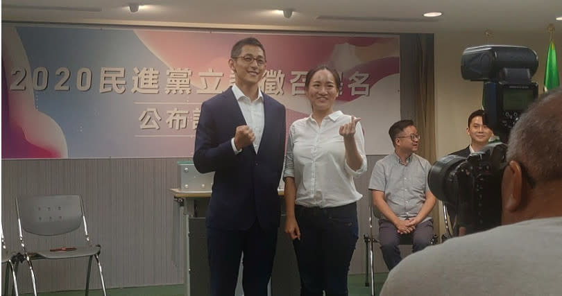 民進黨徵名耶魯、哈佛校友吳怡農、謝佩芬出戰台北市立委選戰。（攝影／甯其遠）