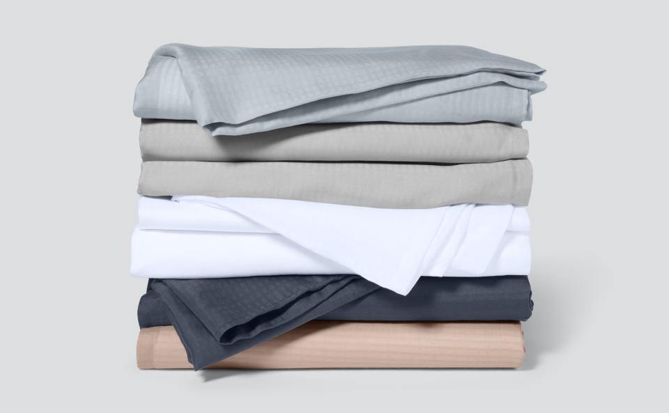 best cooling sheets, Casper Hyperlite Sheets on a grey background