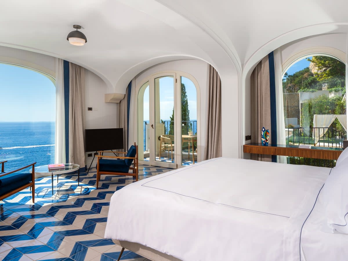 All the 45 rooms at Bordo Santandrea have sea views (Borgo Santandrea)