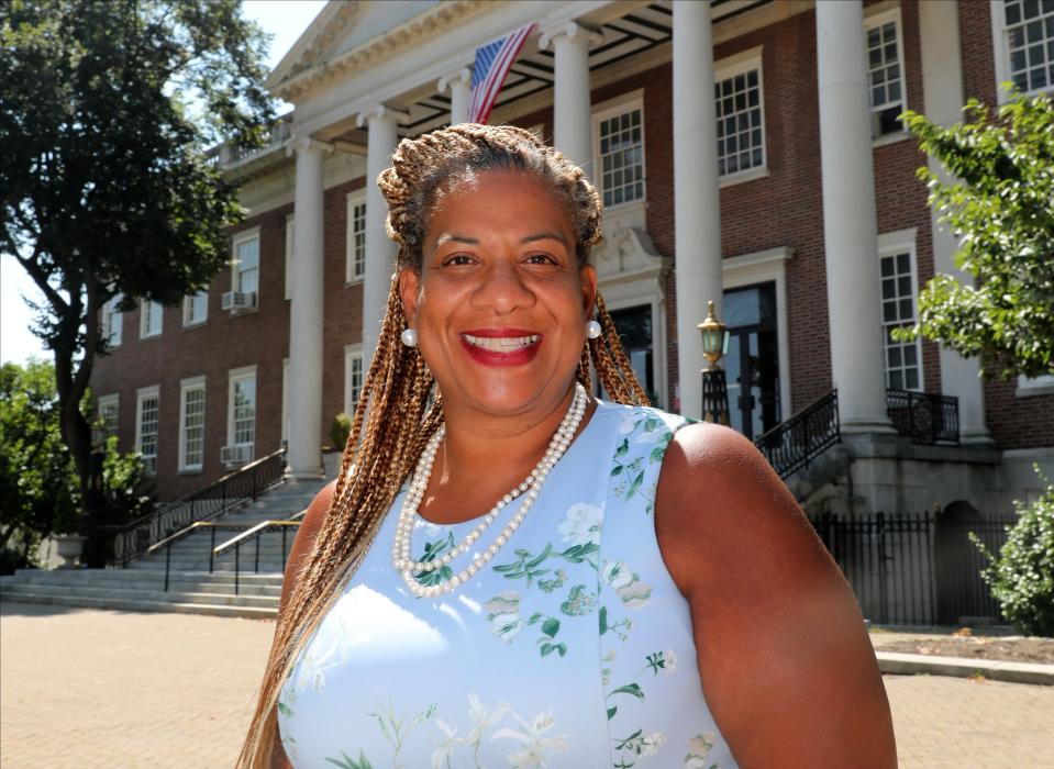 Mount Vernon Mayor Shawyn Patterson-Howard in front of City Hall.