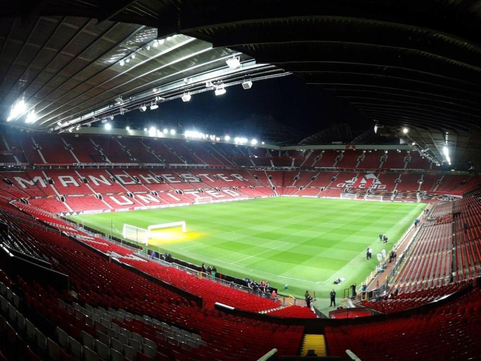 Im altehrwürdigen Old Trafford in Manchester steigt das Eröffnungsspiel der Fußball-EM der Frauen. (Bild: Review News/Shutterstock.com)