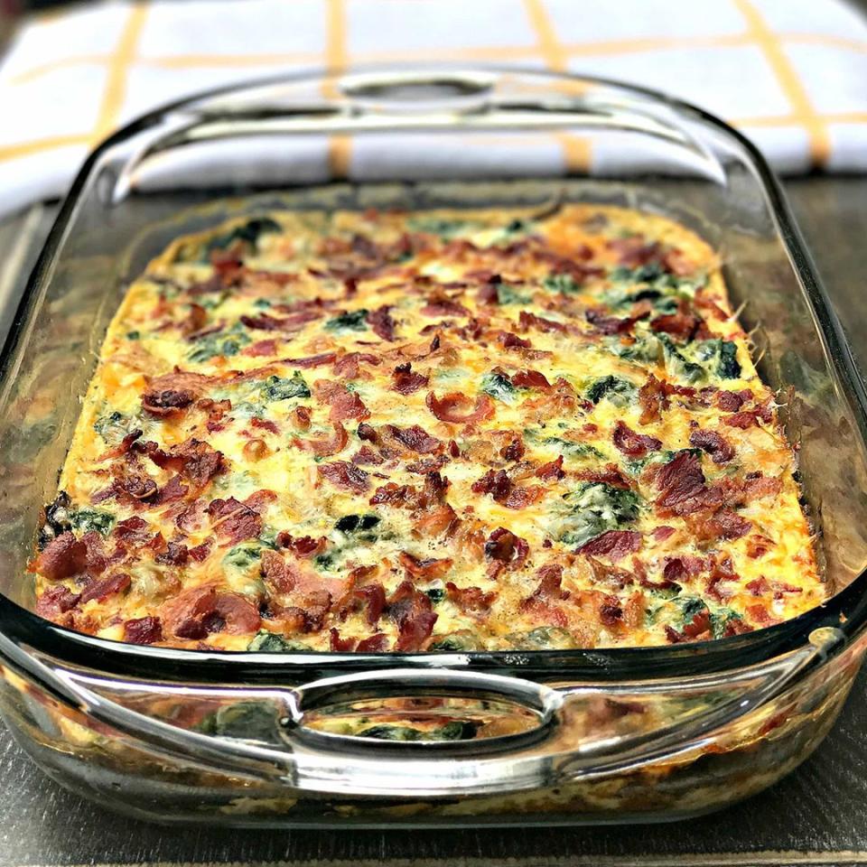 Low-Carb Bacon, Egg, and Spinach Breakfast Casserole