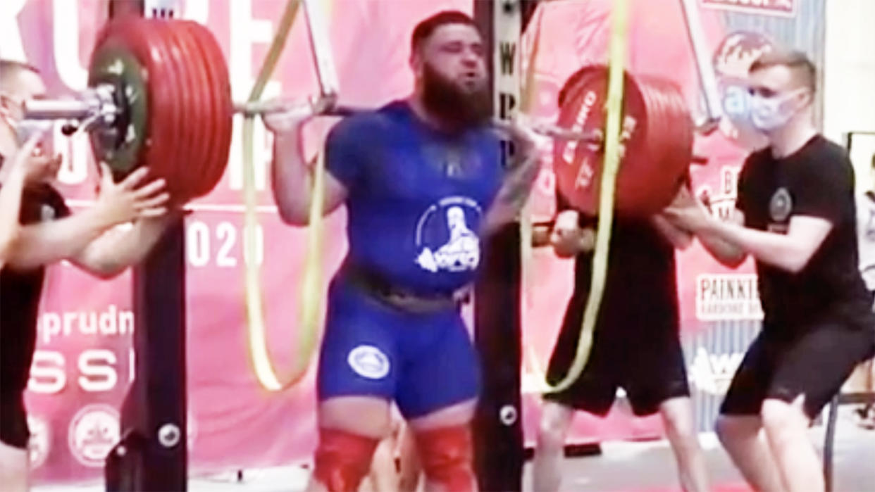 Alexander Sedykh, pictured here attempting to lift 400kg.