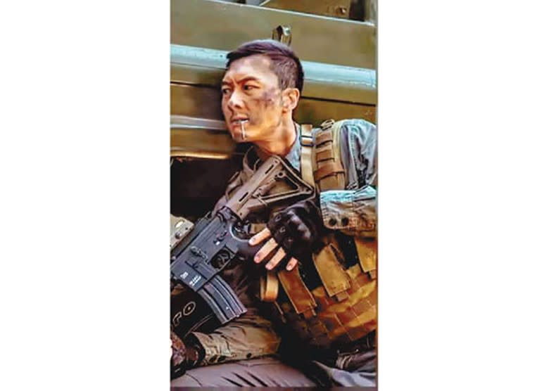 王浩信於《兵》片首演軍人角色。