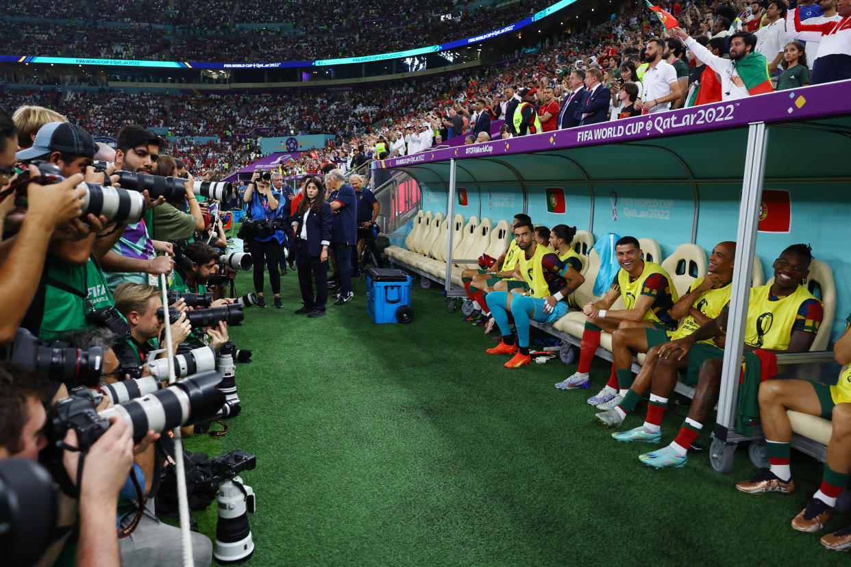 Cristiano Ronaldo inició el encuentro frente a Suiza desde la banca (Foto de: REUTERS/Kai Pfaffenbach)
