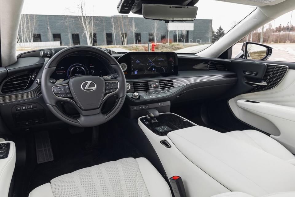 2024 lexus ls 500h awd