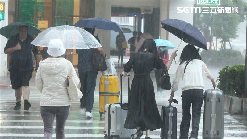 霜降日有無下雨是預測日後氣候的指標。（示意圖／記者邱榮吉攝影）