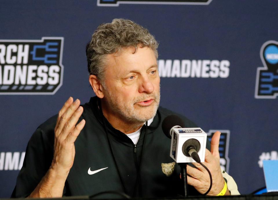 Oakland coach Greg Kampe speaks at a pre-practice news conference on Wednesday, March 20, 2024, before the NCAA tournament game in Pittsburgh.