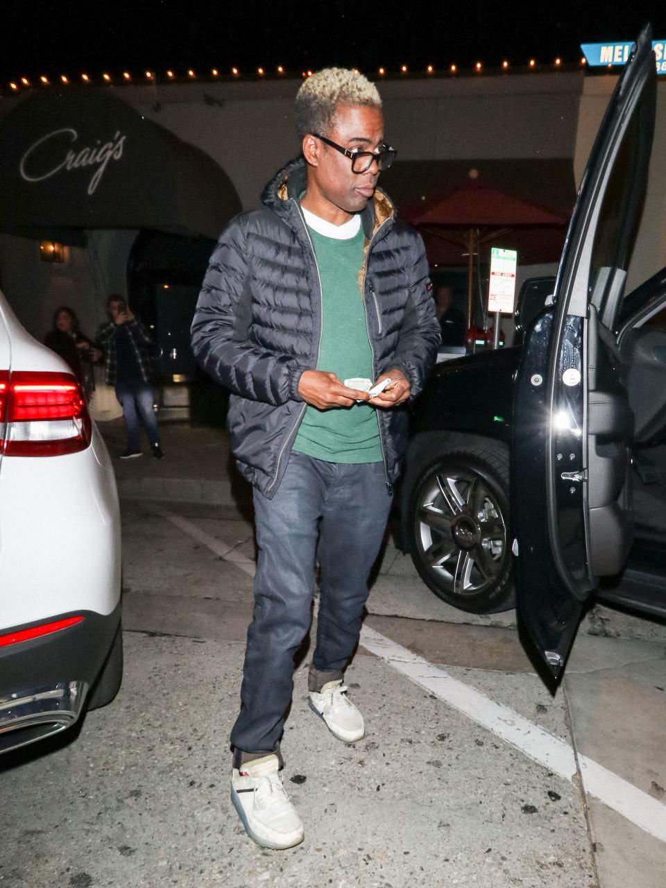 Ladies and gentlemen, please welcome Chris Rock to the bleached-hair club.