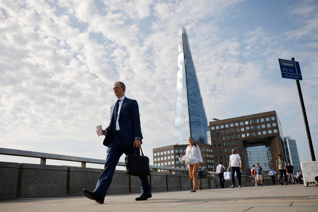 Return to office boosts UK retail footfall. Photo: Tolga Akmen/AFP via Getty