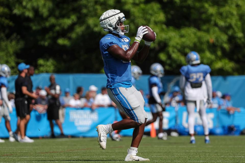 Detroit Lions tight end James Mitchell makes a catch during the joint practice with New York Giants at Detroit Lions headquarters and training facility in Allen Park on Wednesday, August 9, 2023.