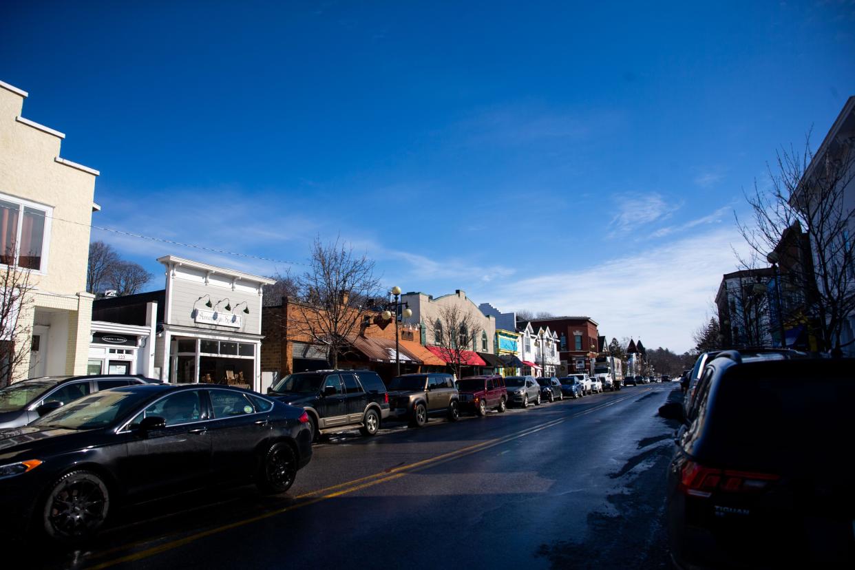 Four candidates have thrown their hats in the ring to be considered for the two open seats on the Harbor Springs City Council.