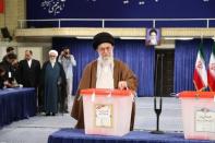 Iran's Supreme Leader Ayatollah Ali Khamenei casts his vote during the presidential election in Tehran, Iran, May 19, 2017. Leader.ir/Handout via REUTERS