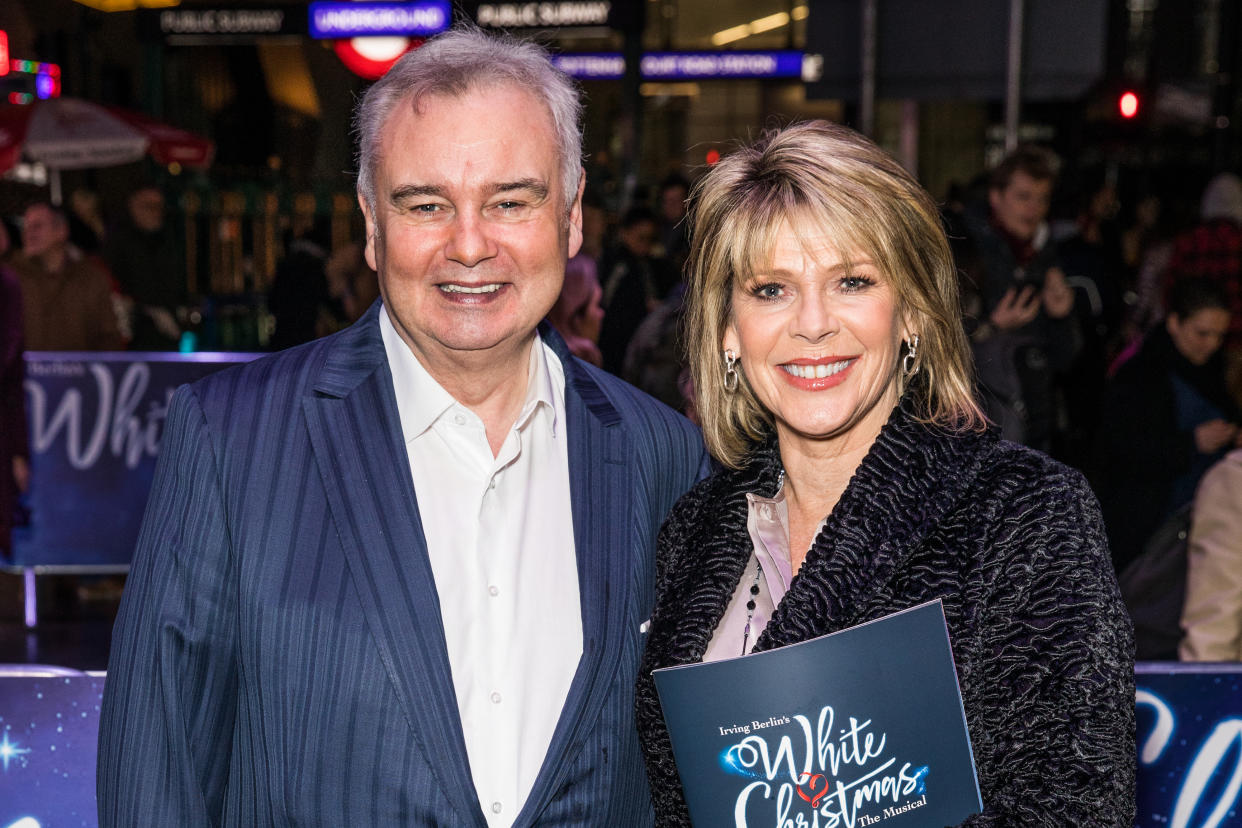  LONDON, UNITED KINGDOM, NOVEMBER 25, 2019: Eamonn Holmes and Ruth Langsford attend the White Christmas Musical press night at the Dominion Theatre. (Photo by Phil Lewis / SOPA Images/Sipa USA) 