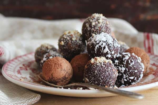 Add a festive tot of rum to your energy-dense bliss balls this Christmas thanks to <b>Food Daily</b>.