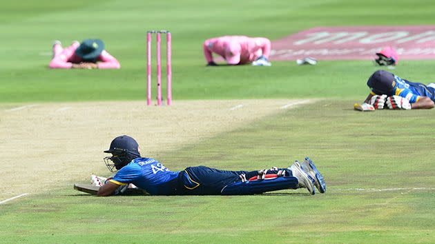 Players hit the deck. Image: Getty