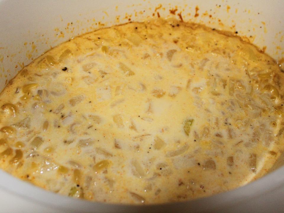 cooked mac and cheese in slow cooker