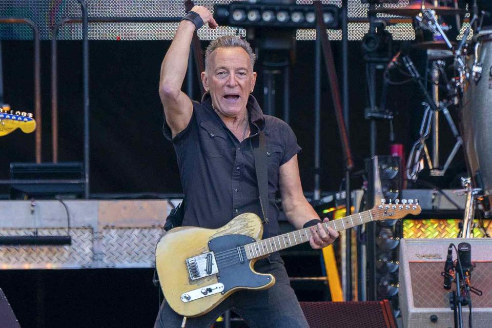 <p>Jane Barlow/PA Images via Getty</p> Bruce Springsteen performance photo