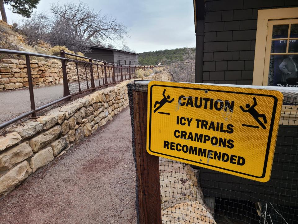 Ice warning signs at Grand Canyon in winter
