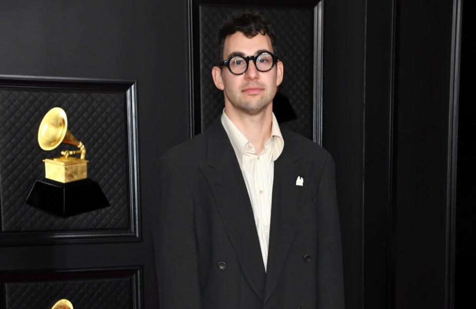 Jack Antonoff produced the extended version of the song credit:Bang Showbiz