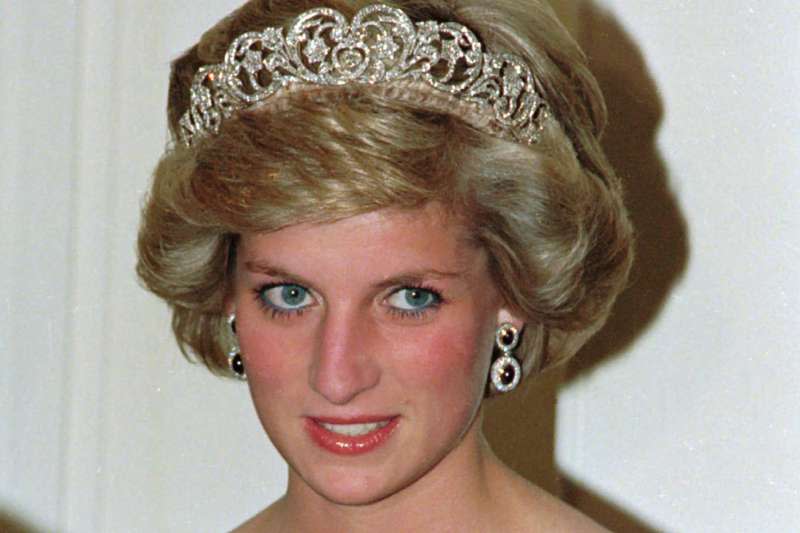 1995年，已與查爾斯王子分居的黛安娜王妃在BBC專訪中說：「這段婚姻有三個人。」（AP）