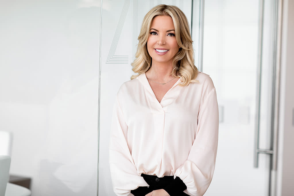 LA Lakers' Jeanie Buss goes all-in on female wrestling franchise: 'They  deserve the spotlight