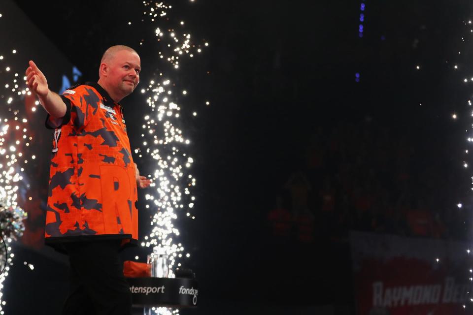 Van Barneveld is set to retire after the World Championships (Getty Images)