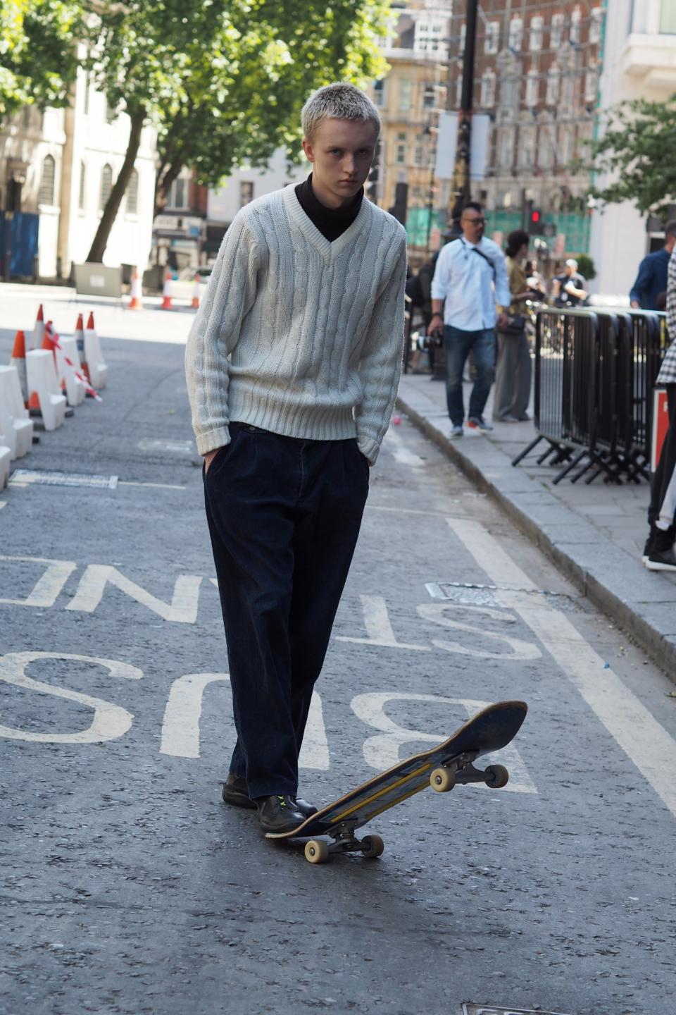 <p>We love this preppy look (complete with skateboard). [Photo: Yahoo Style UK/Sabrina Carder] </p>