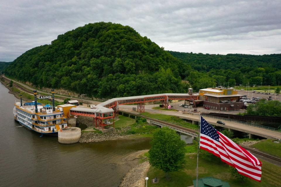 The current Casino Queen in Marquette. Its dockside building will be enlarged to house the new dry-land casino.