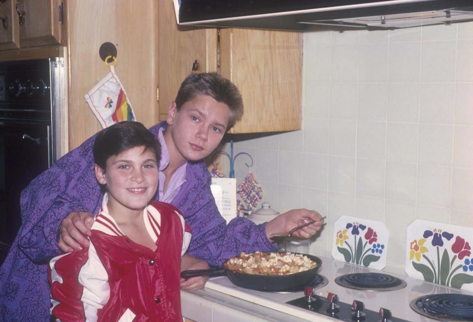 Joaquin and River Phoenix pictured together as children in 1985. (Photo: Dianna Whitley via Getty Images)