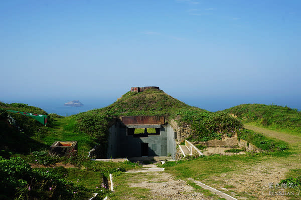 馬祖旅遊: 低碳漫遊-離島中的離島-東莒島-從白天美到黑夜，沙灘挖花蛤，最難忘藍眼淚