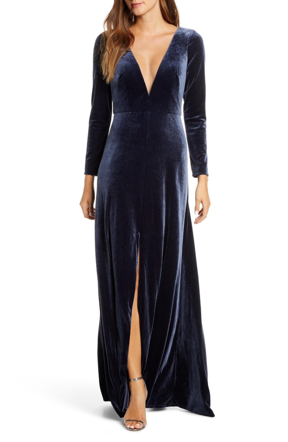 <i>Get the <a href="https://shop.nordstrom.com/s/jenny-yoo-malia-long-sleeve-velvet-evening-gown/5383815/" target="_blank" rel="noopener noreferrer">Jenny Yoo Malia Long Sleeve Velvet Evening Gown</a>&nbsp;for&nbsp;$295.</i>