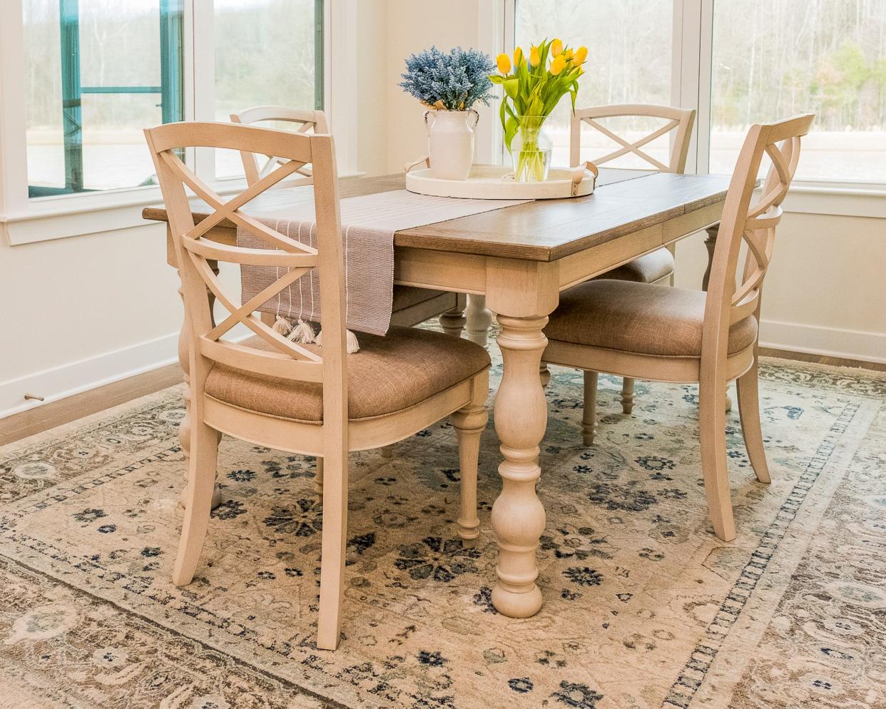 The breakfast nook is a great place to have a meal.
