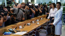 <p>Sahra Wagenknecht of the far-left Die Linke party arrives for a press conference on the new left-wing cross-party political grouping ‘Stand up’ (Aufstehen) in Berlin on September 4, 2018. – A German far-left politician will launch on September 4, 2018 a cross-party movement called ‘Stand up’, modelled on the populist campaigns of US Senator Bernie Sanders and Britain’s Labour leader Jeremy Corbyn. (Photo by TOBIAS SCHWARZ/AFP/Getty Images) </p>