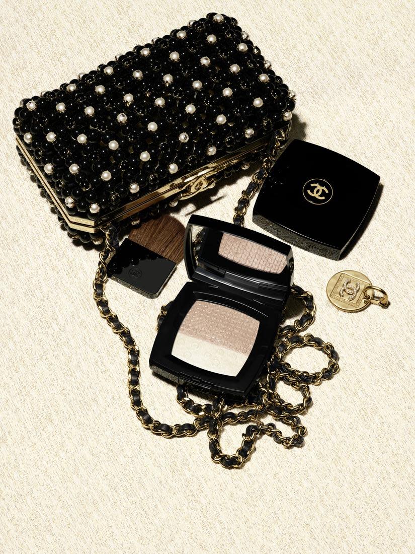 聖誕彩妝2023｜Chanel DUO LUMIÈRE光影粉 $555/7.5g