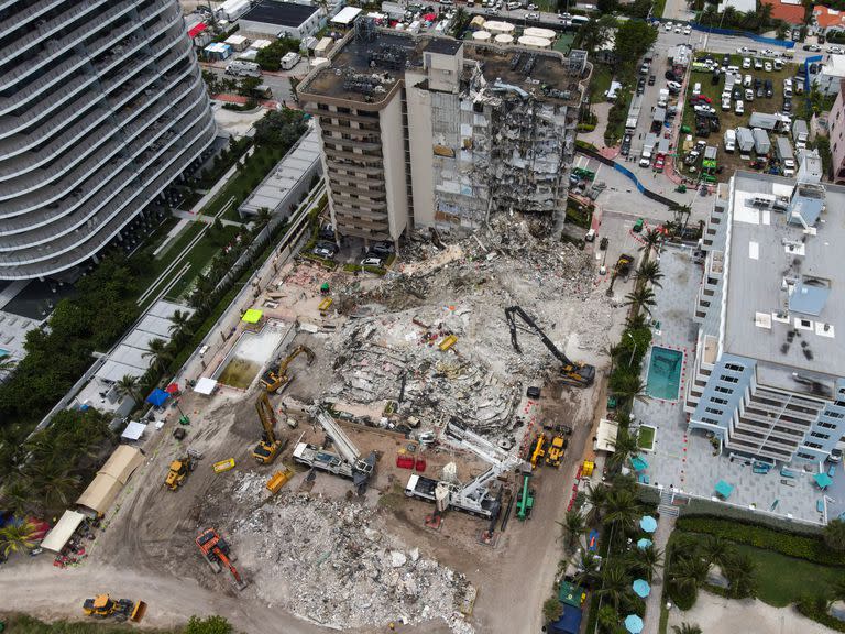 Champlain Towers South
Miami