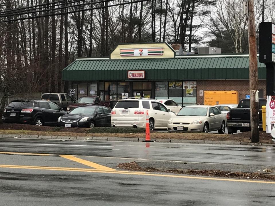 A Dunkin' hopes to relocate from inside a 7-Eleven on Bay Street into a shopping plaza across the street.