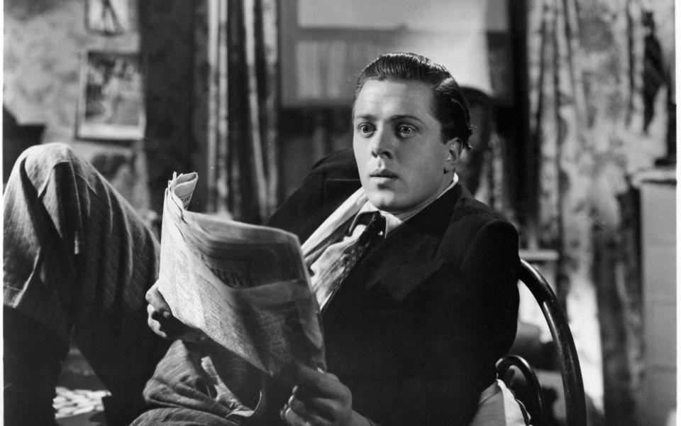 Headliner: Richard Attenborough in Sidney Gilliat’s London Belongs to Me - Glasshouse Images / Alamy Stock Photo