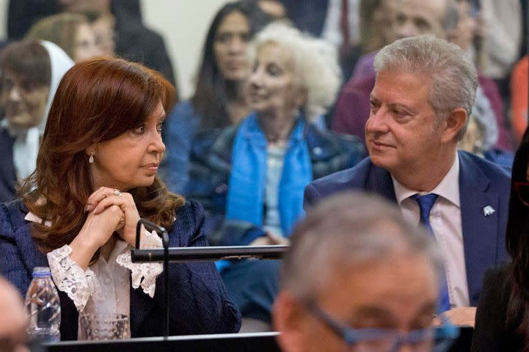 Carlos Beraldi tras el inicio del juicio de Vialidad: “Cristina quería declarar ayer mismo, estaba muy ansiosa”