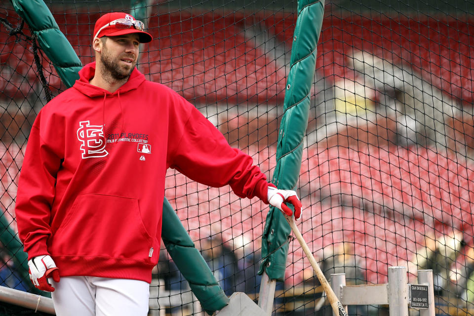 ST LOUIS, MO - OCTOBER 20: Chris Carpenter #29 of the St. Louis Cardinals stands on the field during warmups prior to Game Two of the MLB World Series against the Texas Rangers at Busch Stadium on October 20, 2011 in St Louis, Missouri. (Photo by Ezra Shaw/Getty Images)