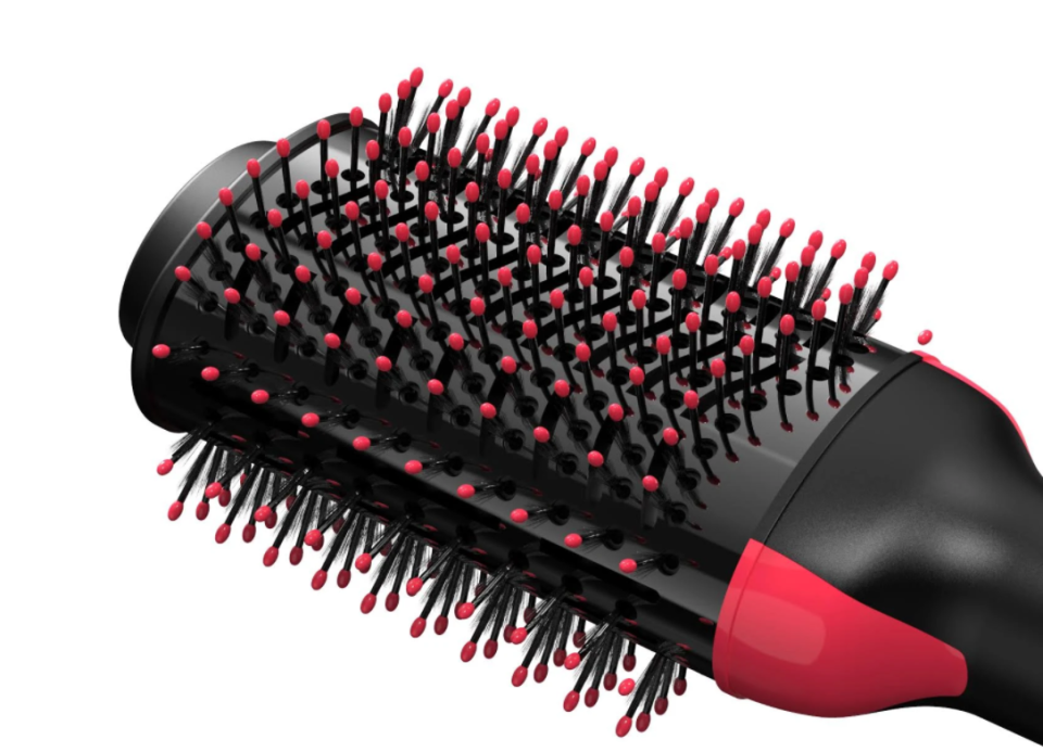 Close up of black bristles with pink tips on the Revlon brush.