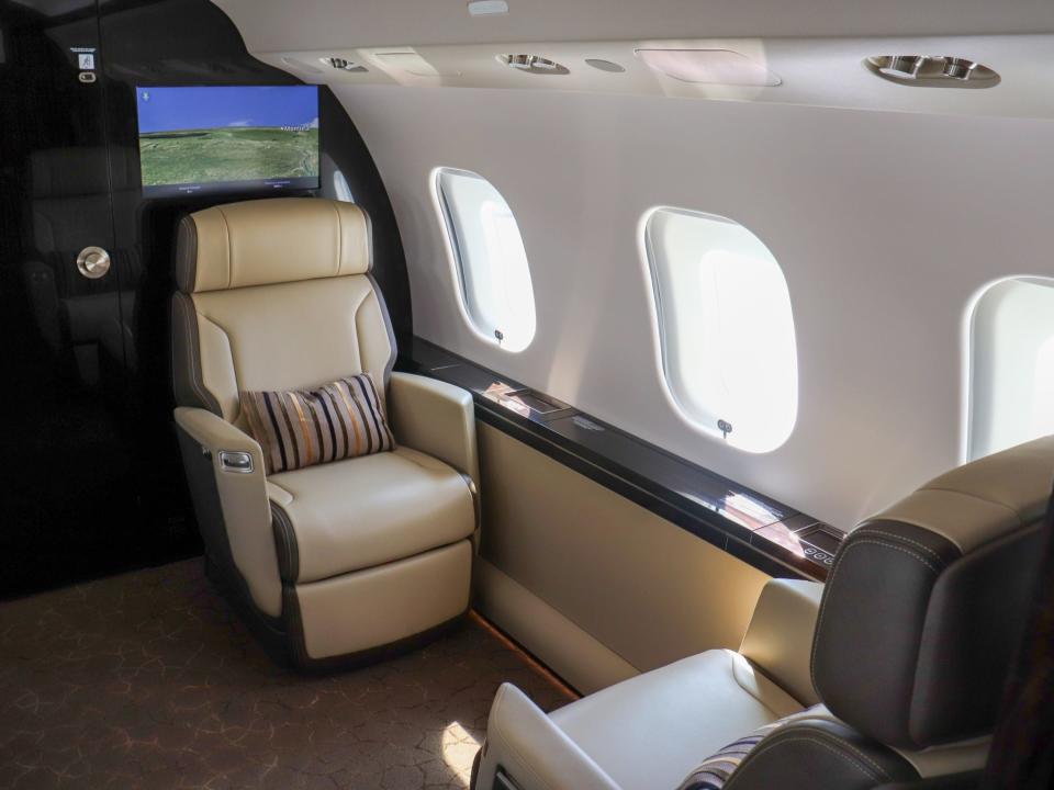 Bombardier Global 6500 private jet